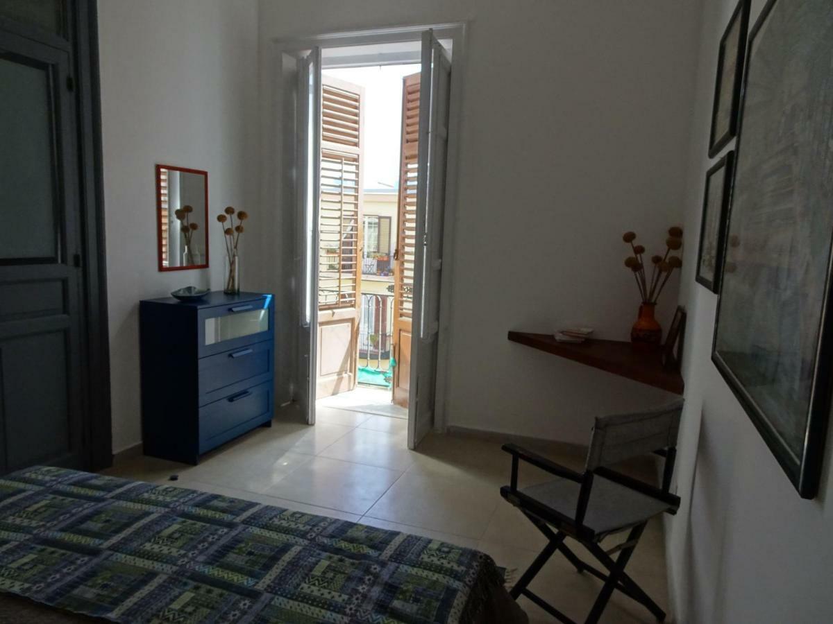 Casa Paloma Charme Apartment Palermo Exterior foto