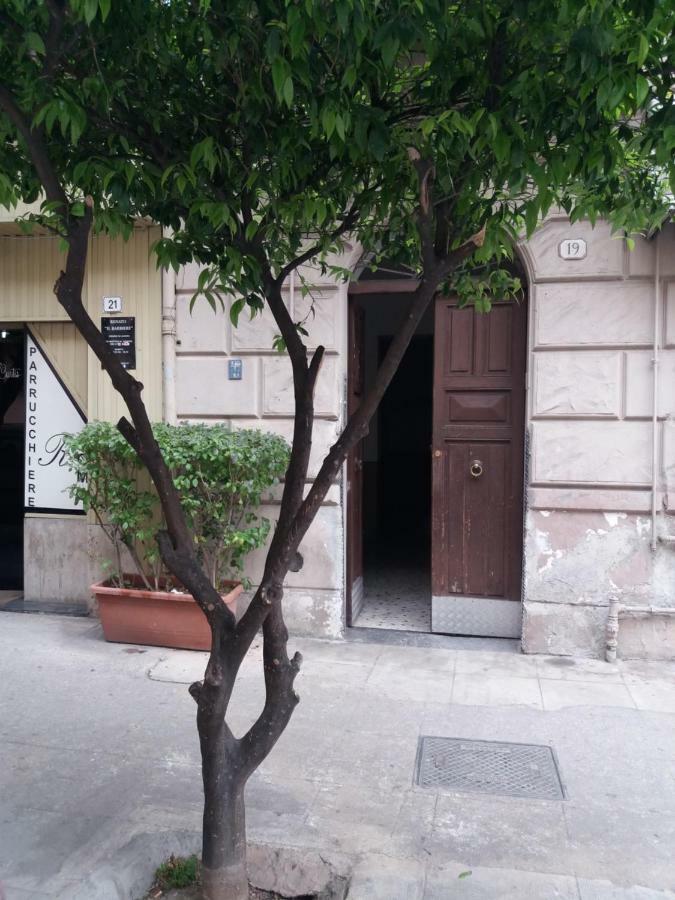 Casa Paloma Charme Apartment Palermo Exterior foto